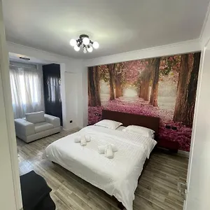 Center Apartment Tirana